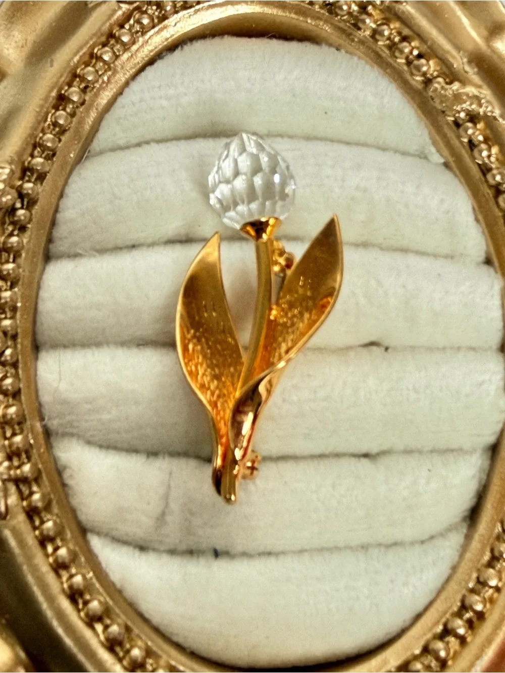 Swarovski Crystal Tulip Brooch Gold Tone Swan Signed vintage Faceted pin